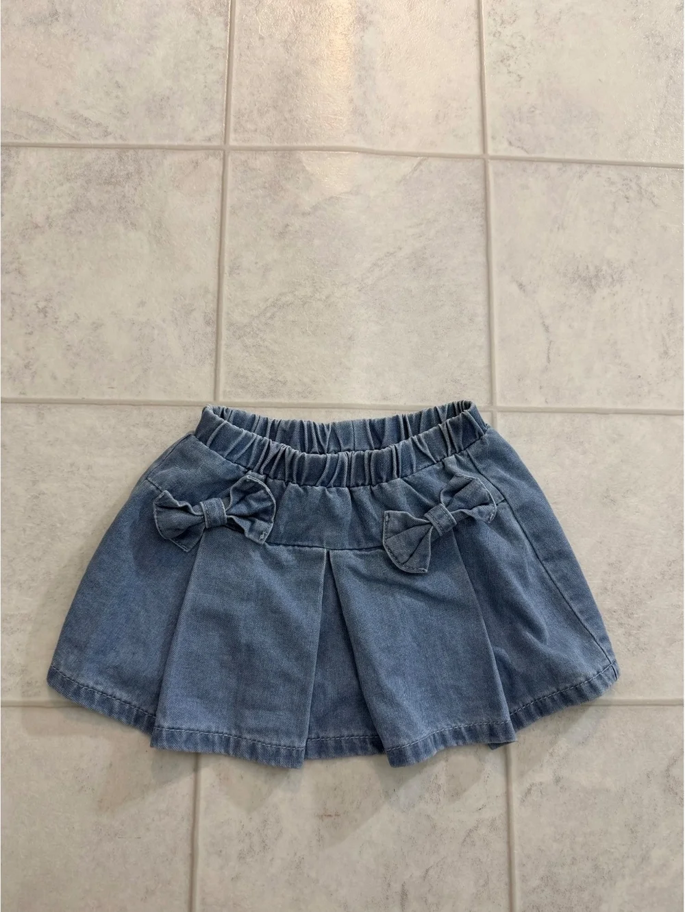 SHEIN kids light wash denim skirt